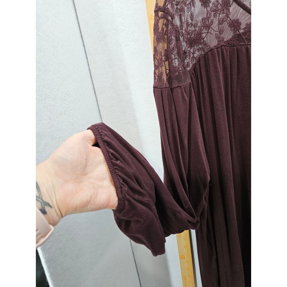 Lane Bryant lace blouse, size 22/24 - Picture 3 of 5